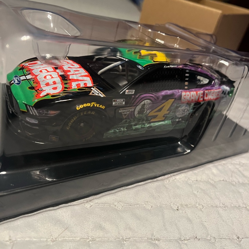 Kevin Harvick Grave Digger Diecast- 1:24 Scale